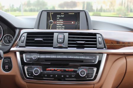 BMW-420d-xDrive-iç-ön-panel